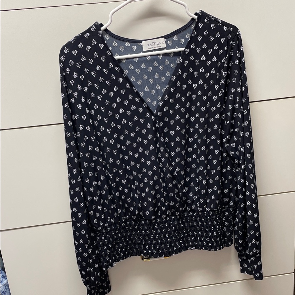 Kaileigh Dark Blue Geometric Blouse